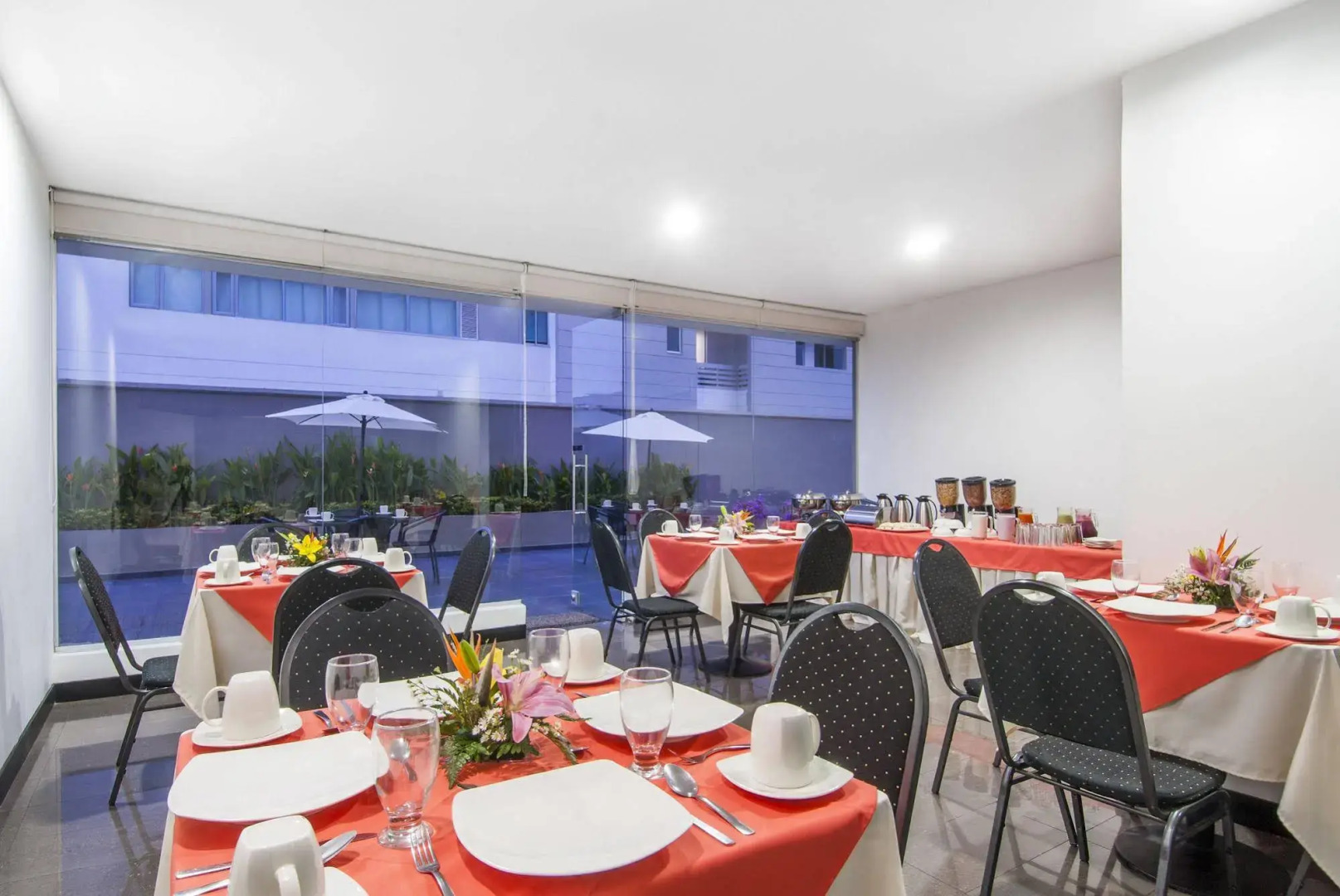 Travelers Atlantis Suites