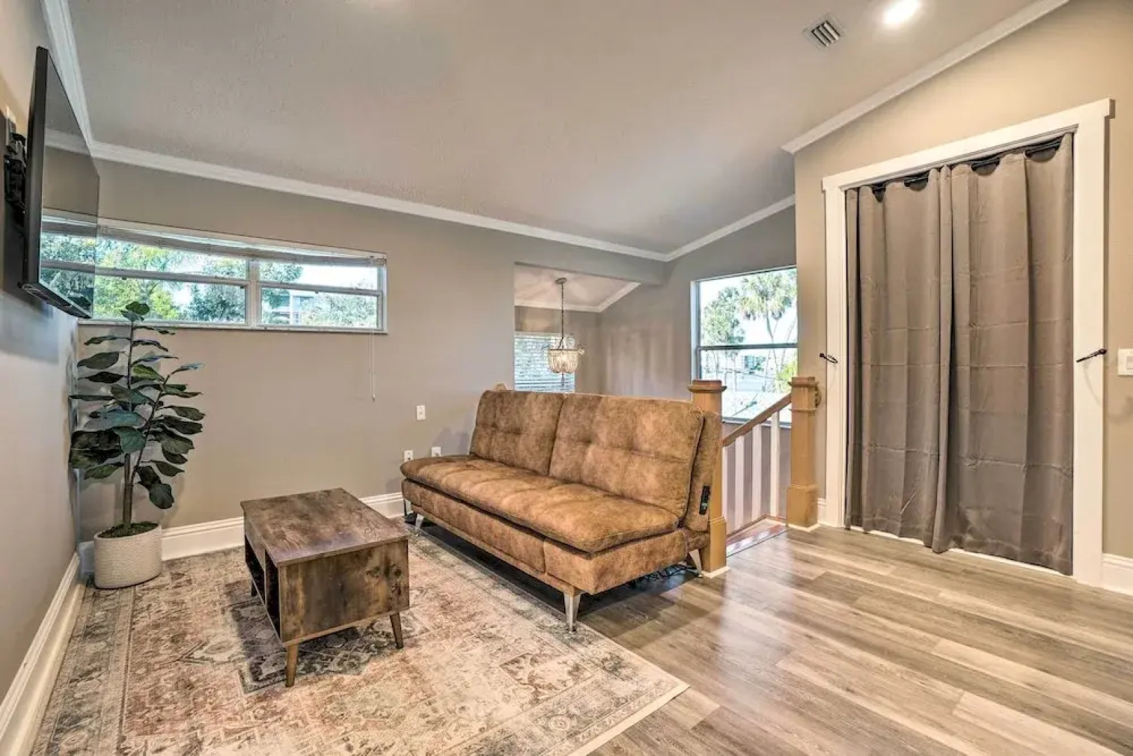 Charming Port Richey Retreat w/ Shared Dock