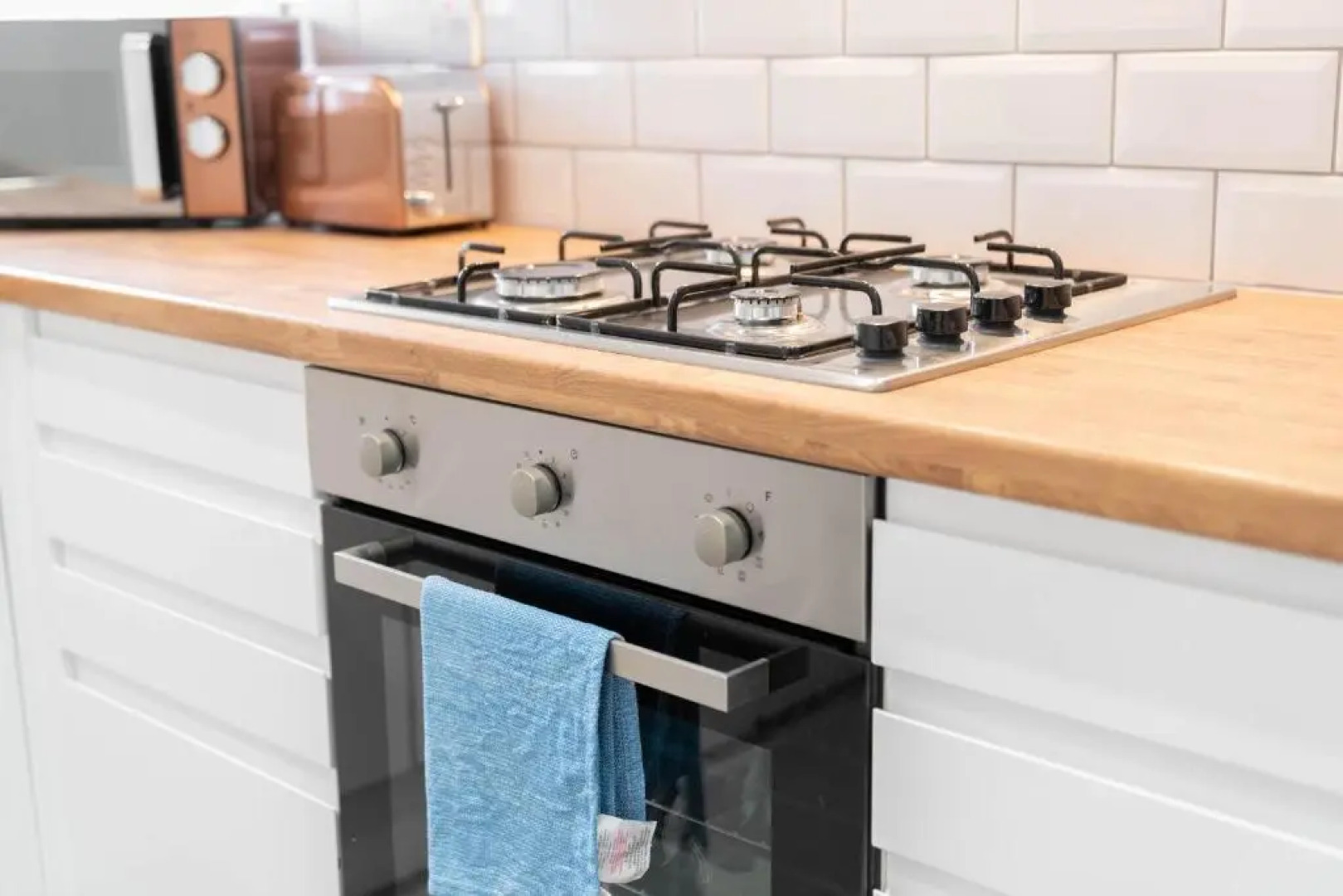 Luxury Six En-Suite Bedroom Apartment - Smart TV's - WIFI - TOP RATED