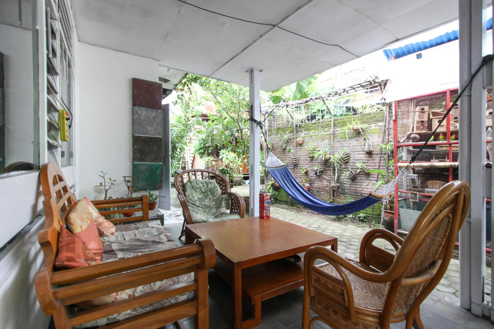 RedDoorz near Rumah Sakit Wirosaban