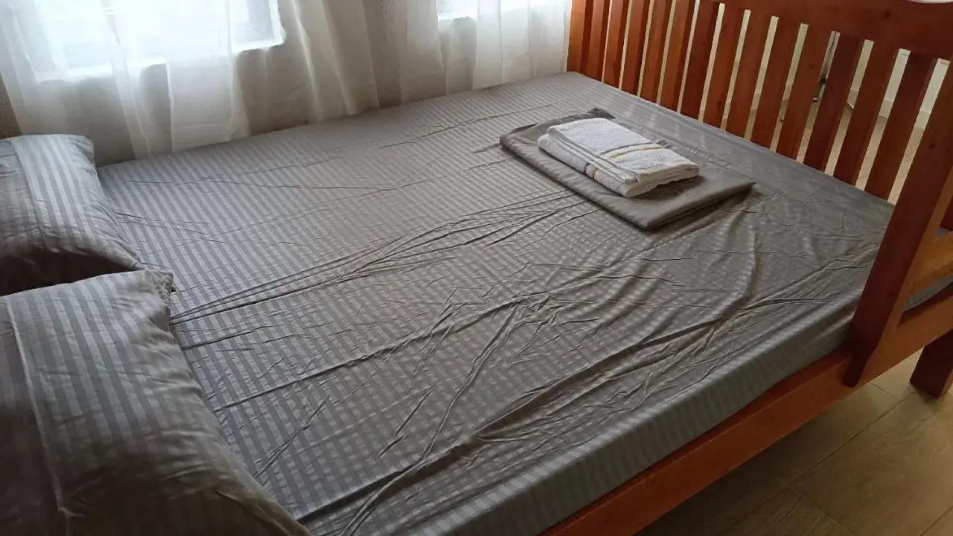 40' TV Karen' House Tagaytay