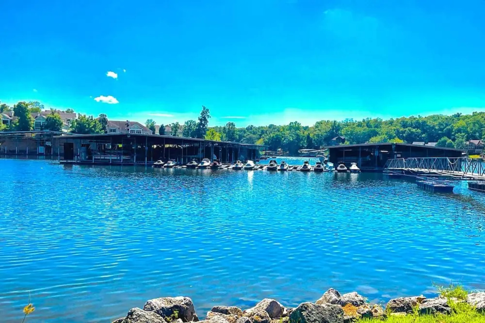 1 Mi to Lake of the Ozarks: Condo w/ Fire Pit!