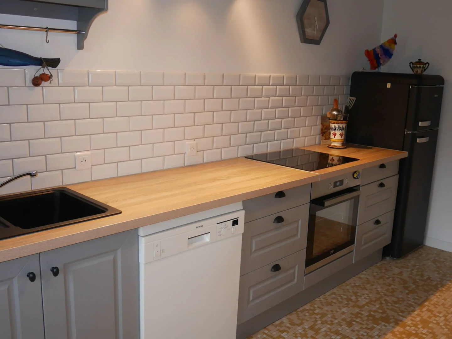 Holiday Home With sea Views, Tregarvan