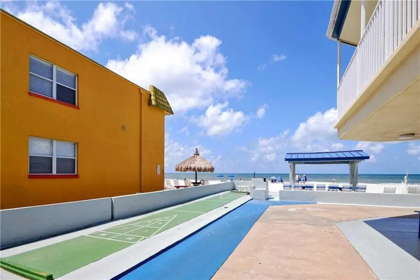 Sea Rocket 26 - Studio Condo