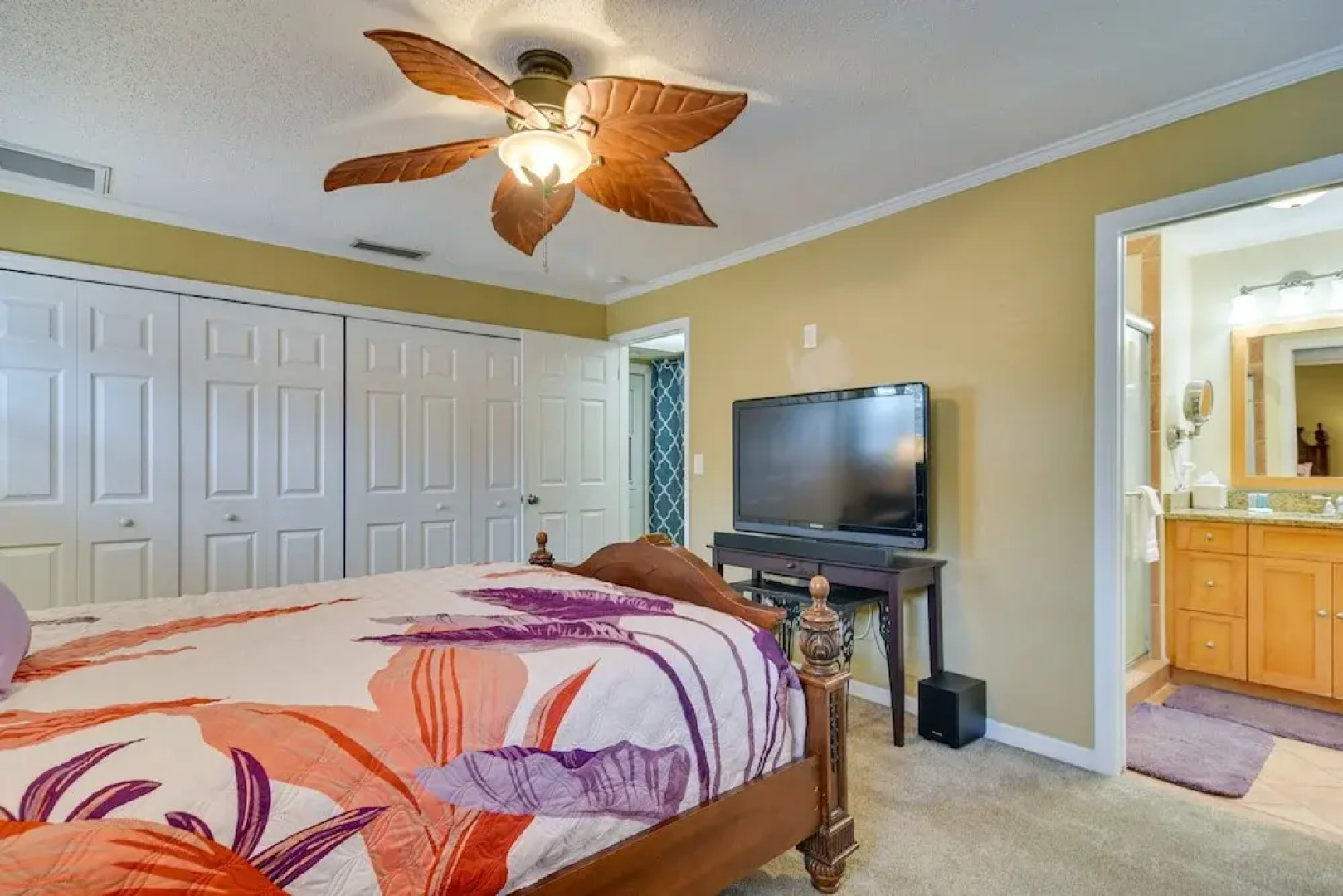 Private Pool, Slide & Treehouse: Largo Retreat