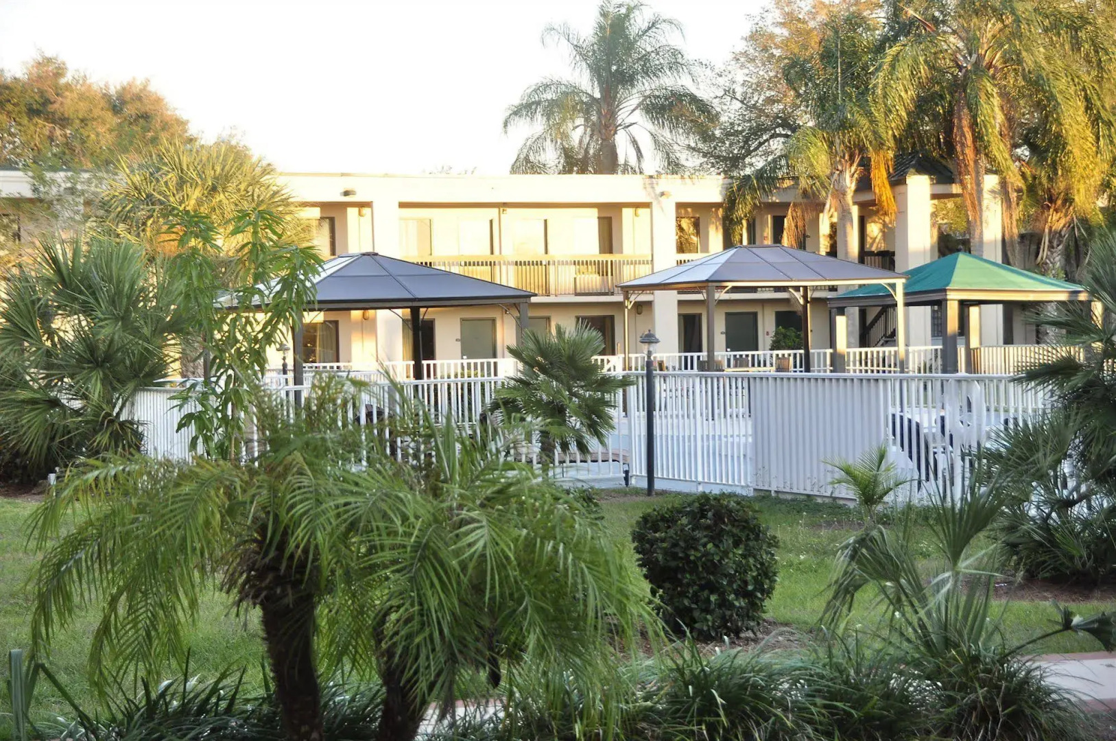 Winter Haven Suites & Conference Center