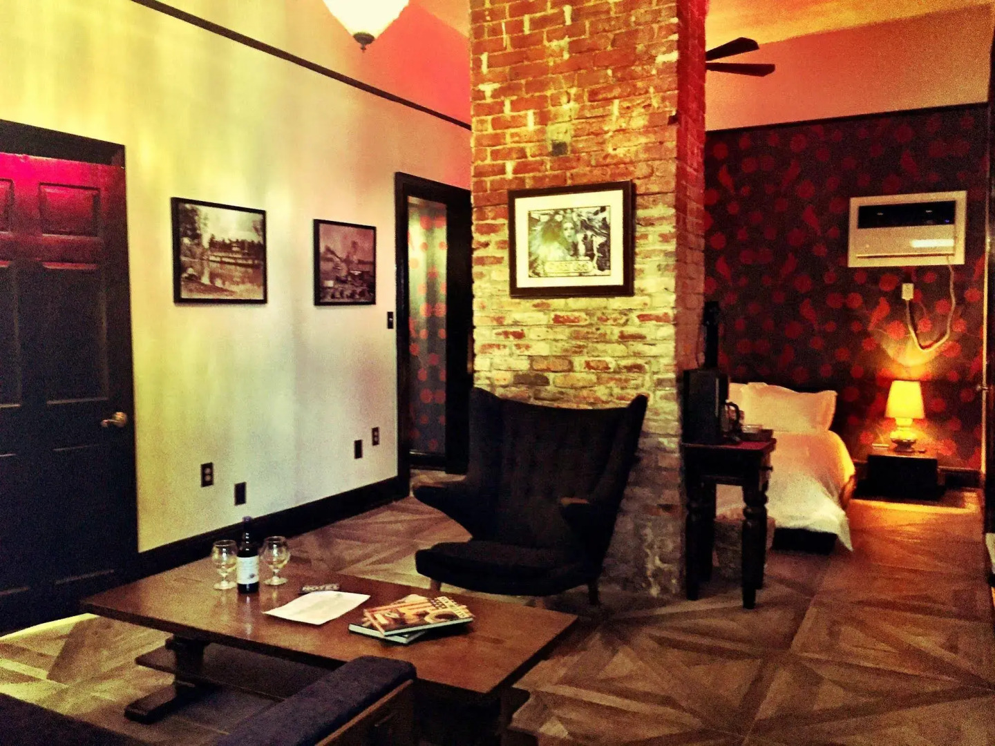 Royal Street Inn and R Bar