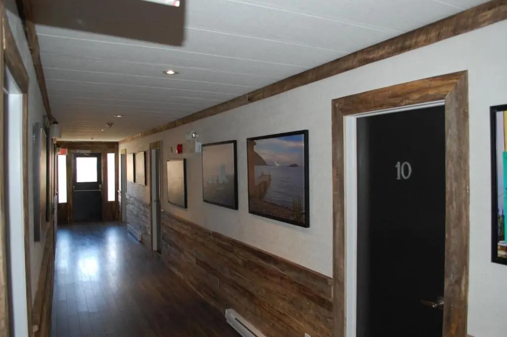 Edge of the Avalon Inn