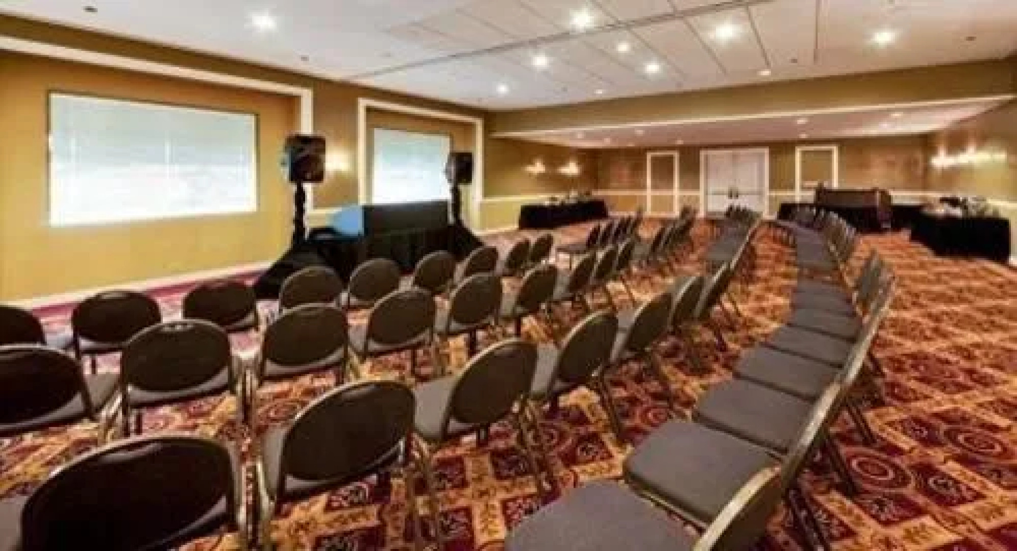 Wyndham Glenview Suites Chicago North