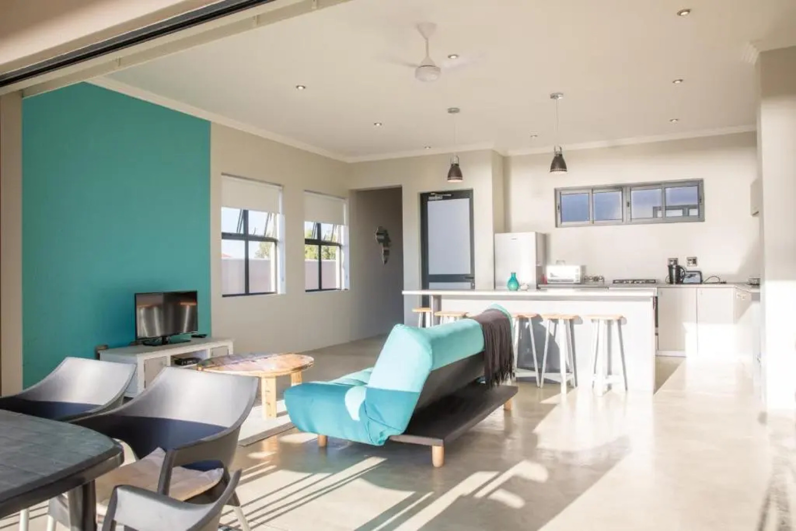 Beach Breakaway Apartment