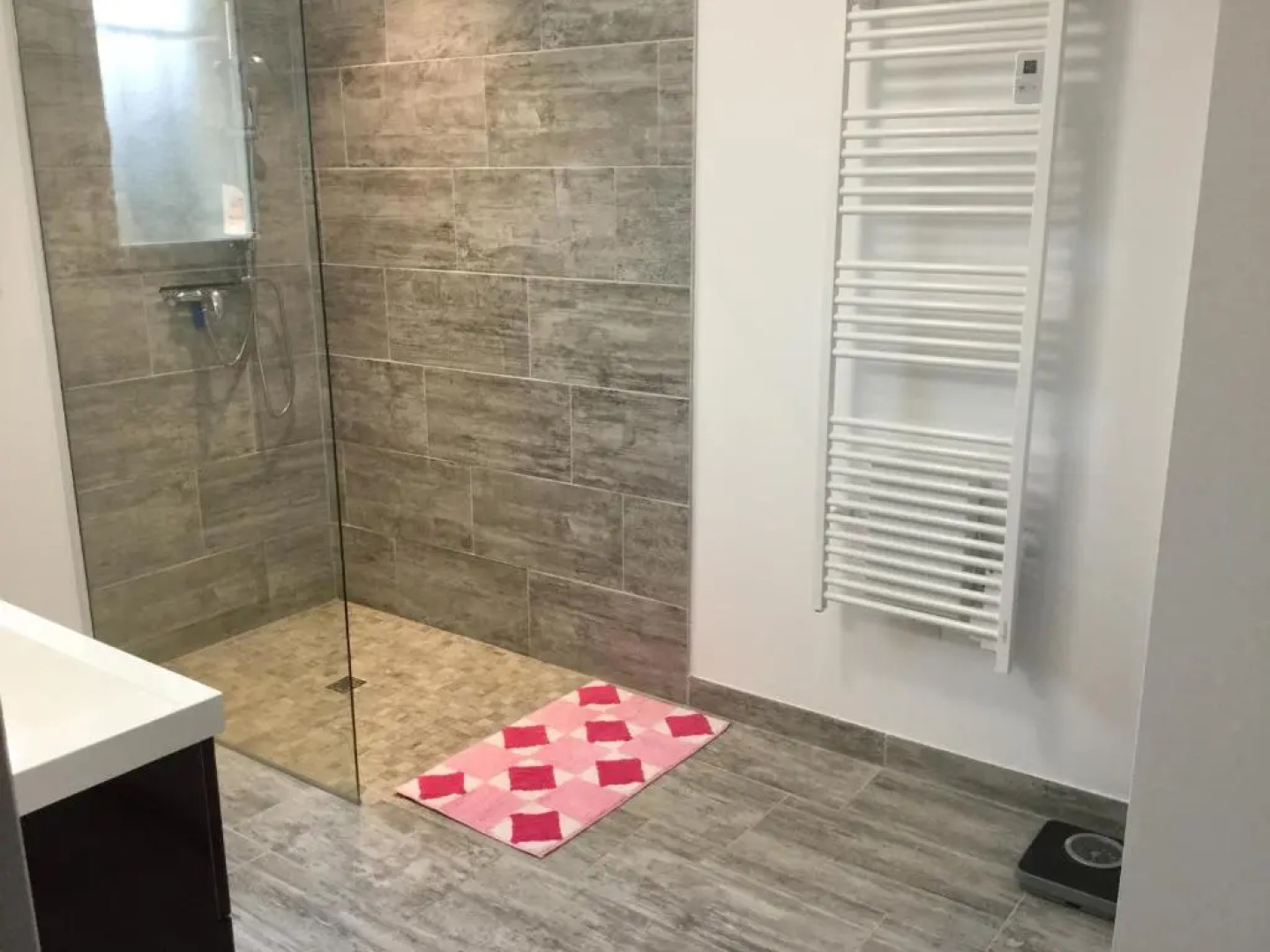 Jolie Maison Familiale Climatisée Avec Piscine Chauffée, Vue Sur Le Luberon, Située Aux Taillades, 6 Personnes Ls2-317 Bureu