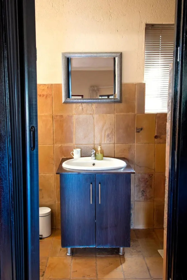 Four Seasons Guesthouses