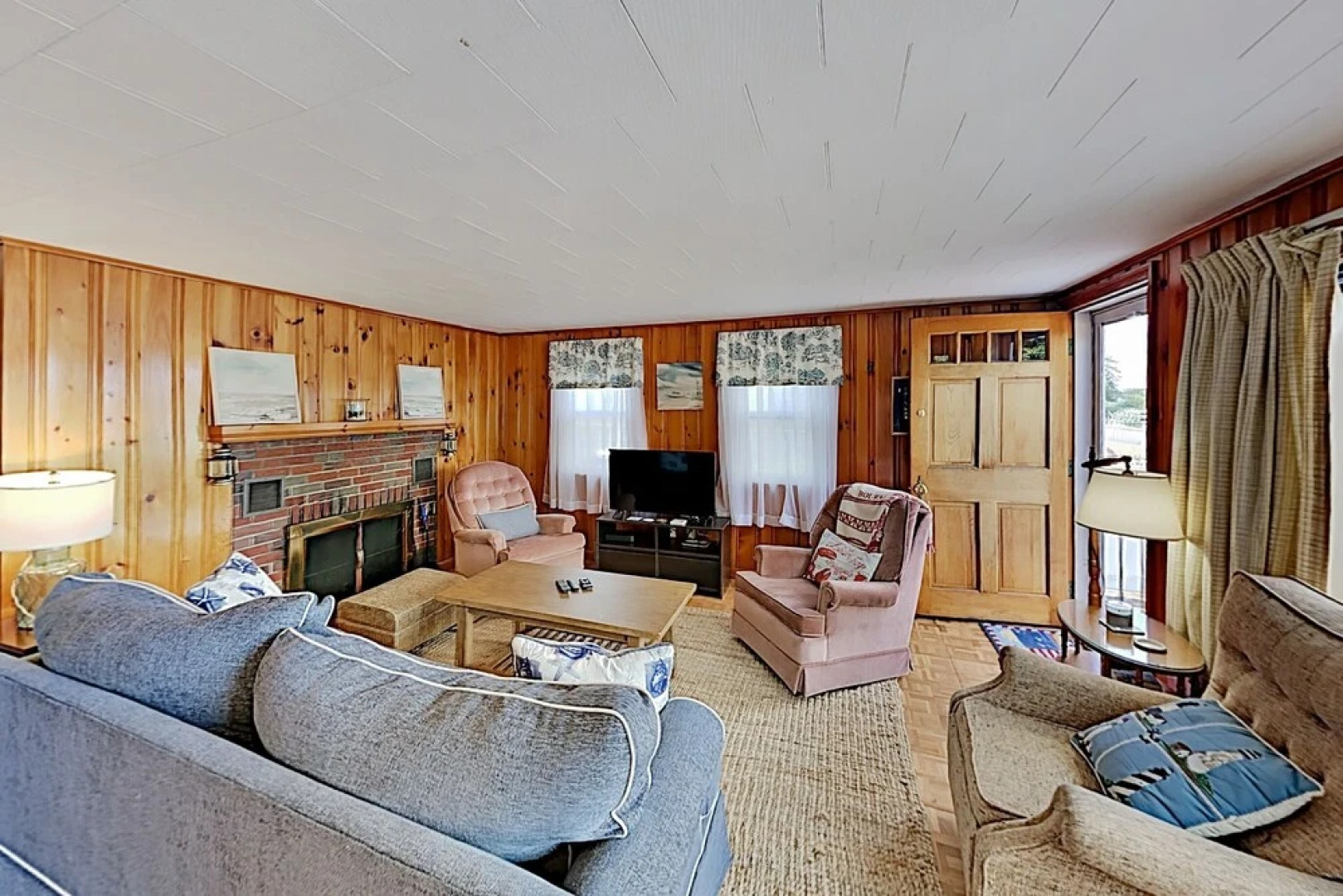 11emerap 4 Bedroom Home