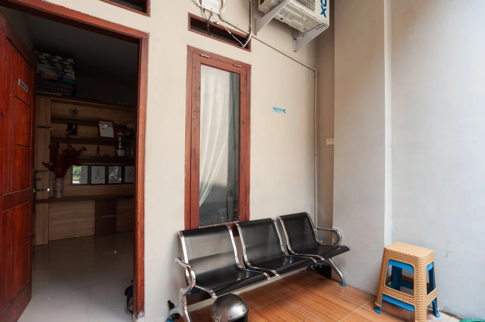 RedDoorz @ Jalan Urip Sumoharjo Lampung 2