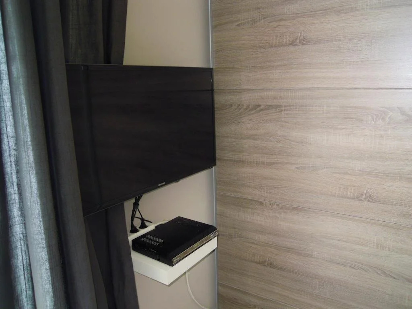 Clyde & Gaelle Guesthouse