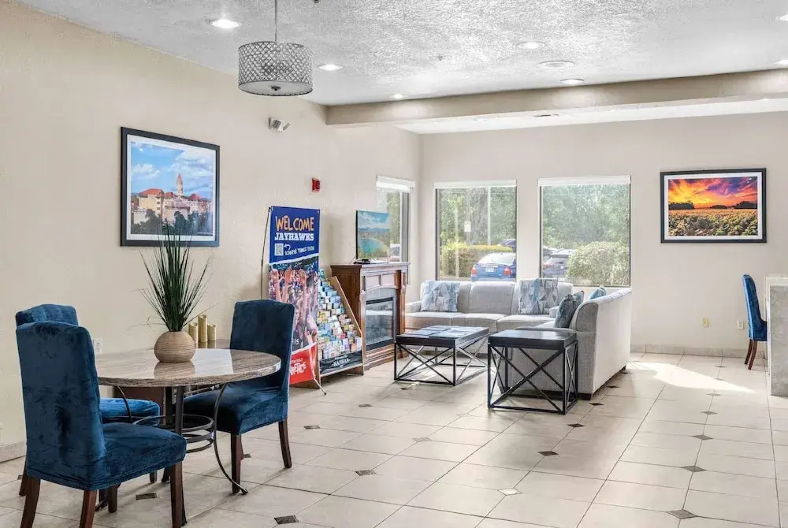 Baymont Inn & Suites Lawrence