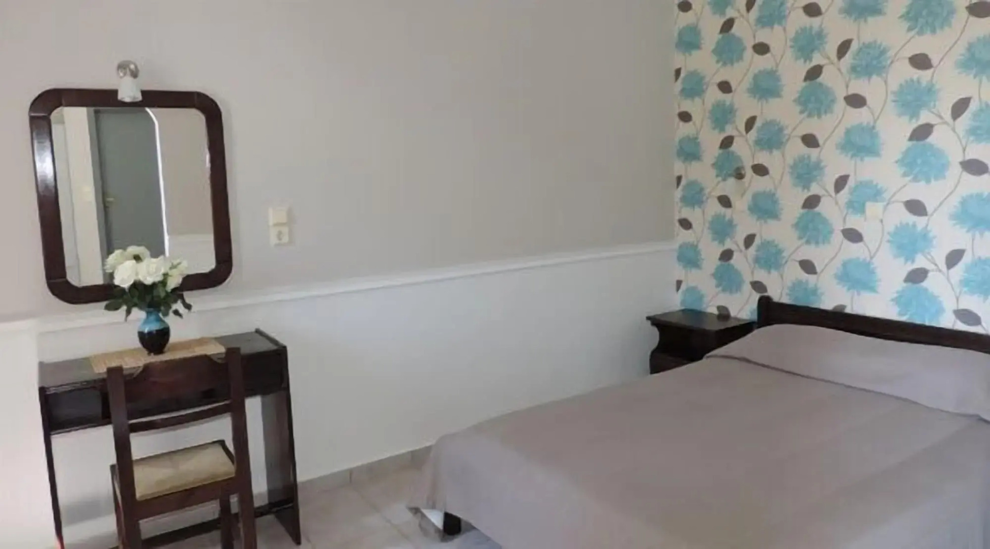 Nostalgia Apartments