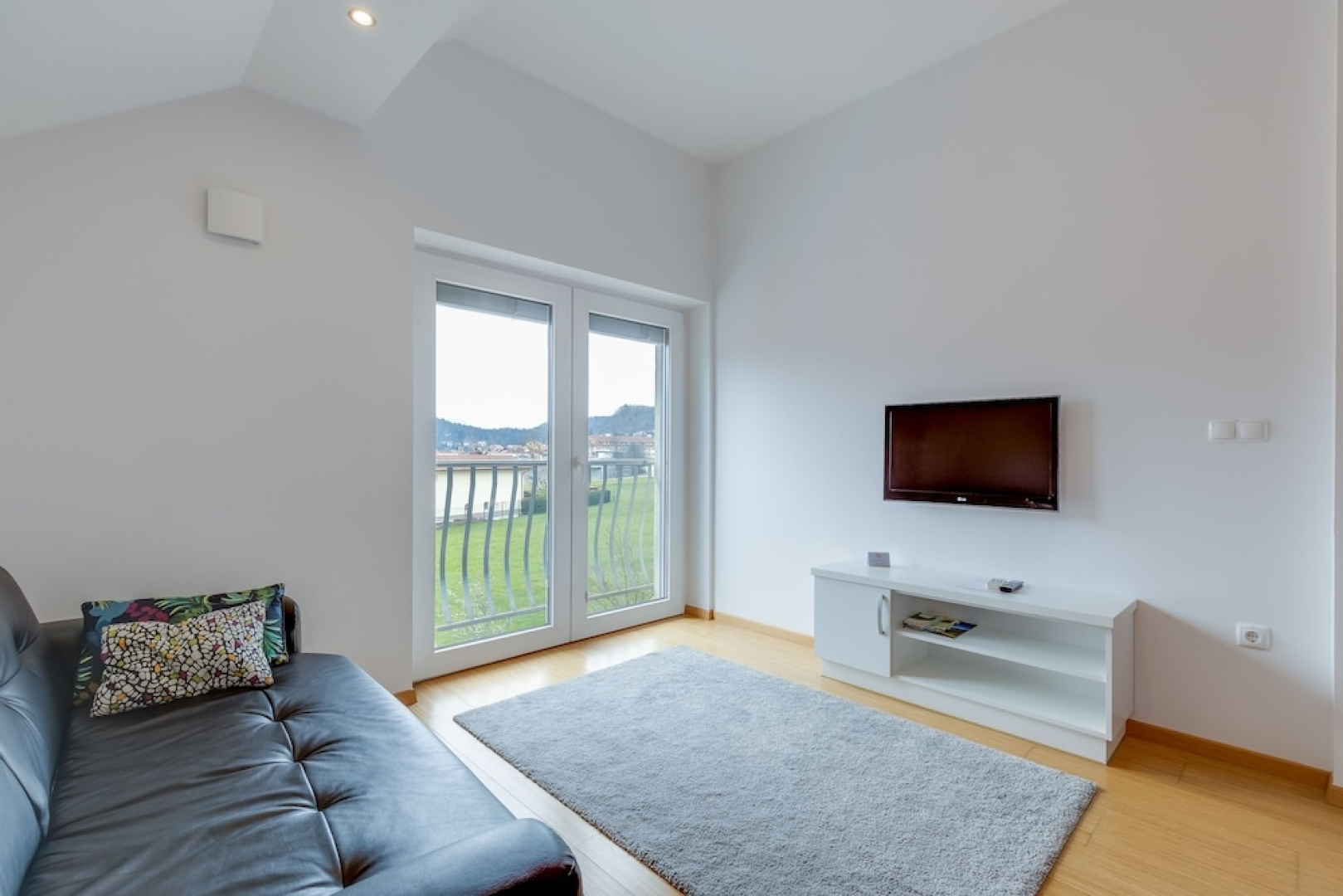 Wellness Suite Saffron