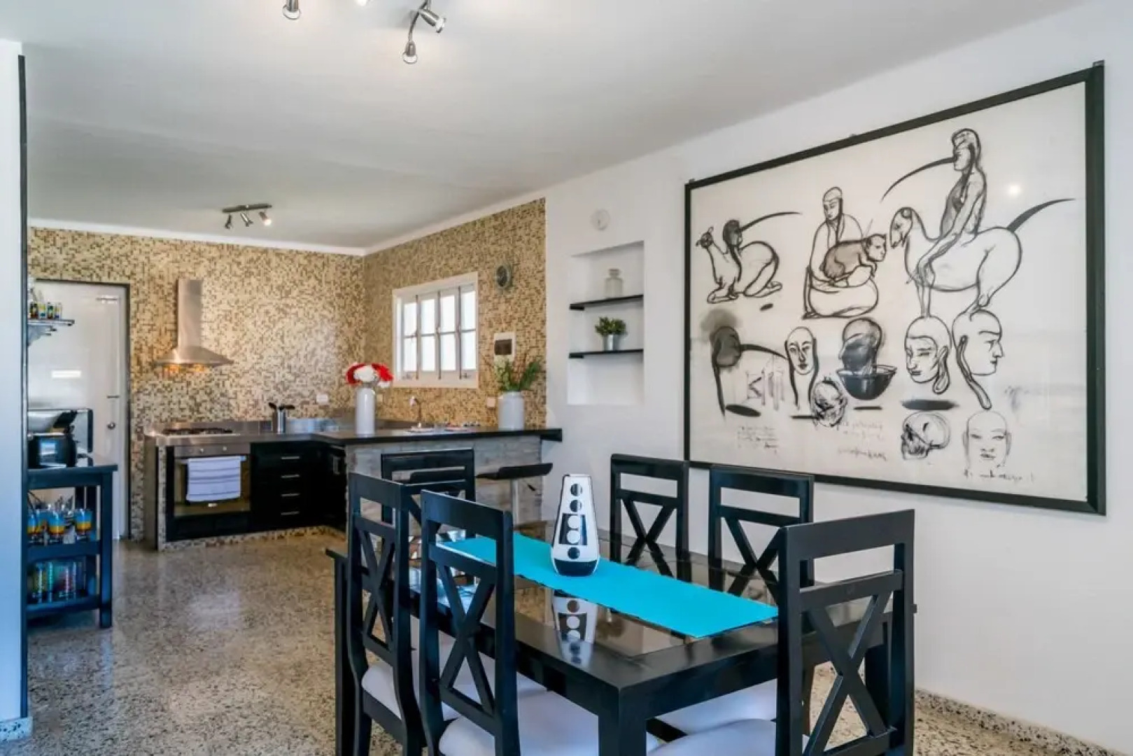 Ocean Breeze & Suites