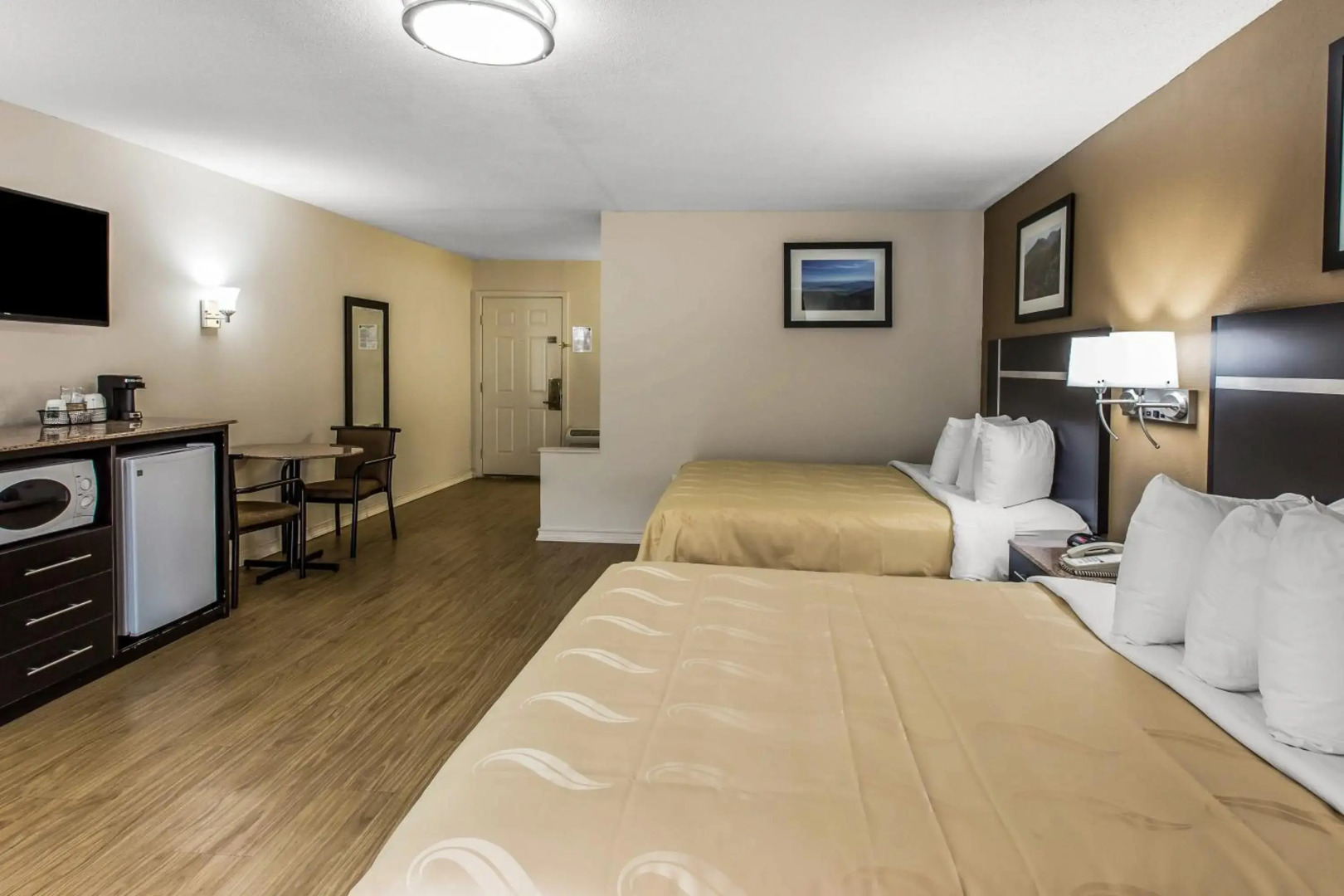 Quality Inn & Suites Gatlinburg North