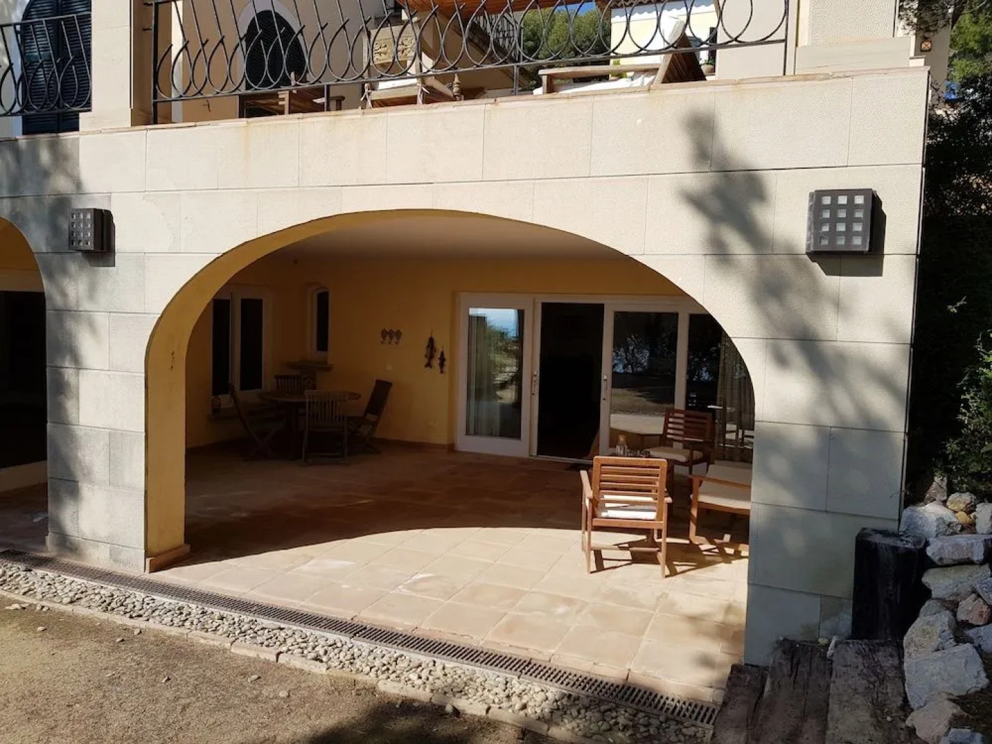 Guests' Suite of Villa Tamarit