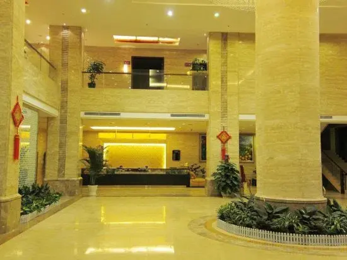 Huaqi International Hotel