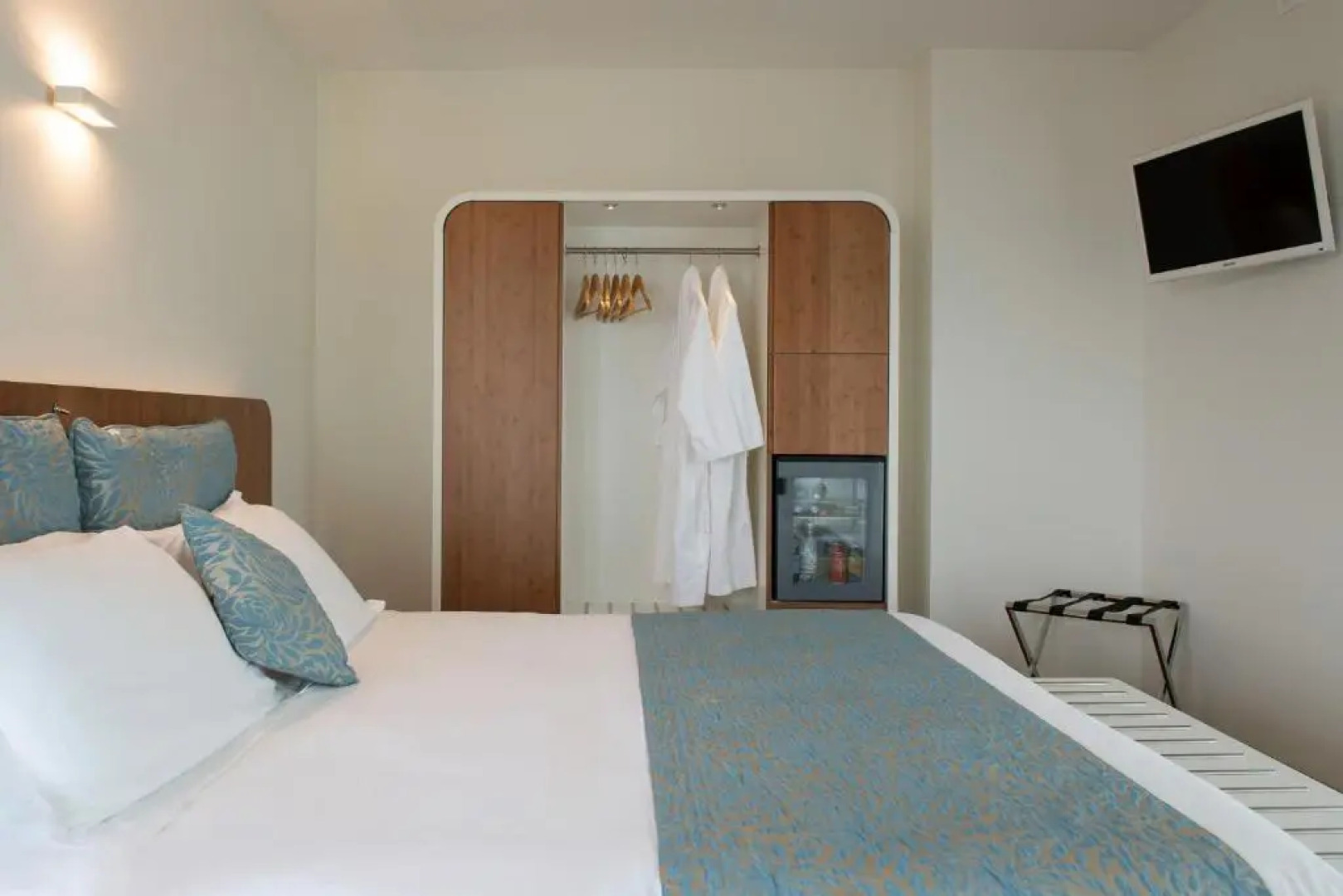 Trampolines Suite Hotel