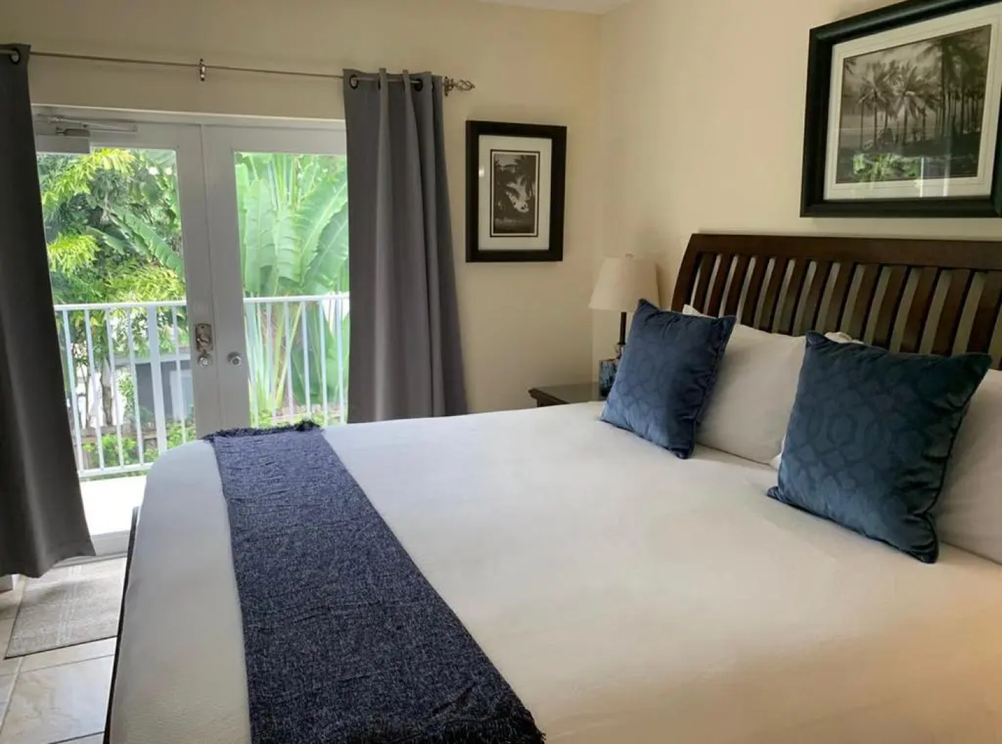 Inn On The Drive ( Adults Only)