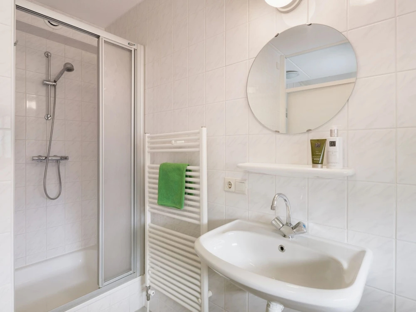 Romantic Villa With a Dishwasher, Near a National Park