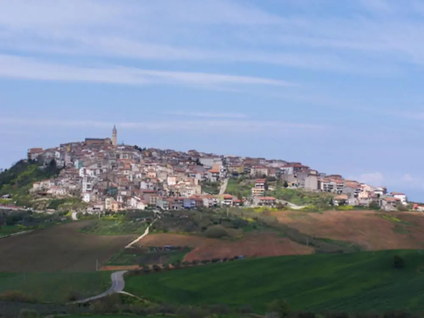 Triple Room for Rent With Private Bathroom in Molise - Wifi