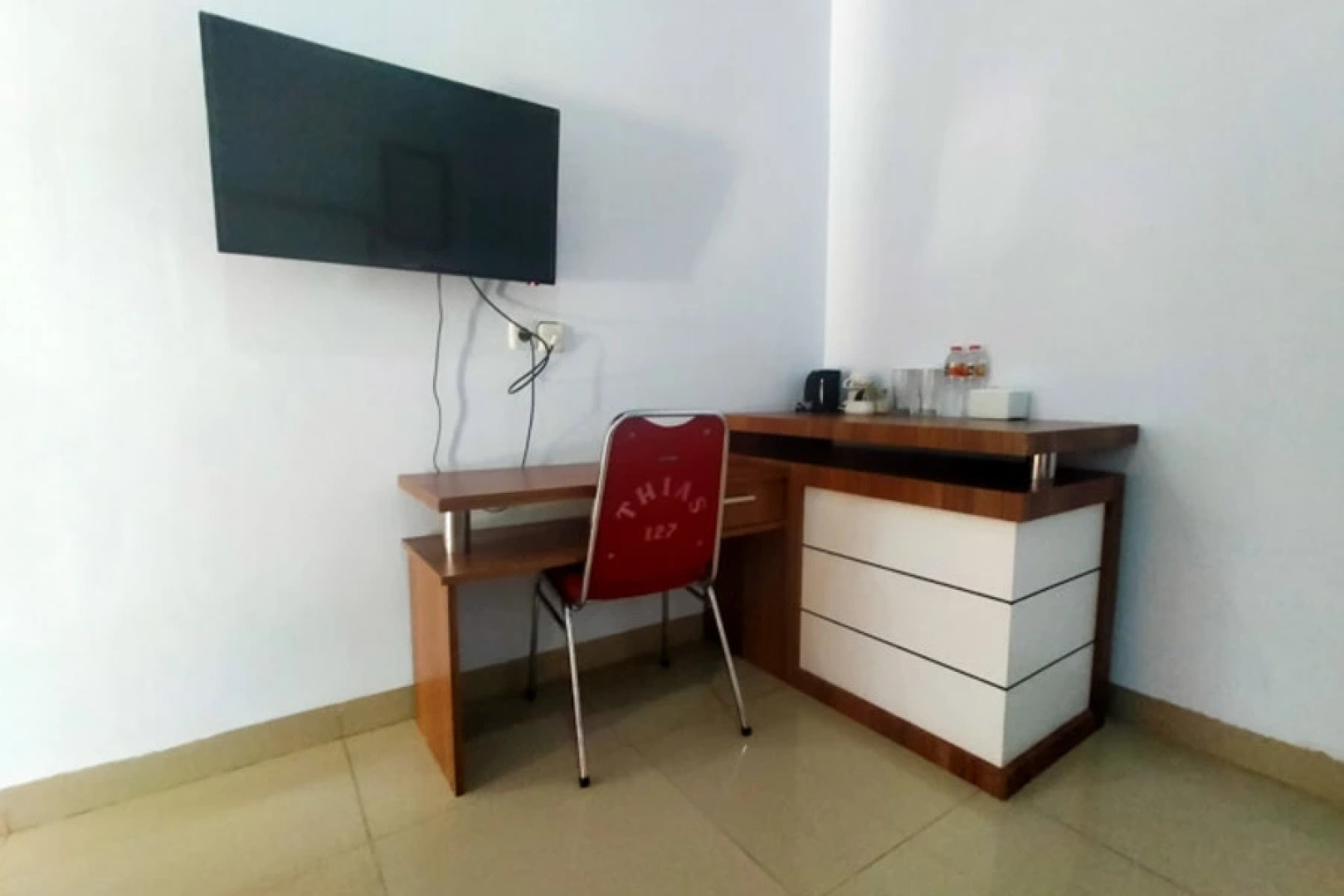 RedDoorz @ Sunset Resort Bau Bau