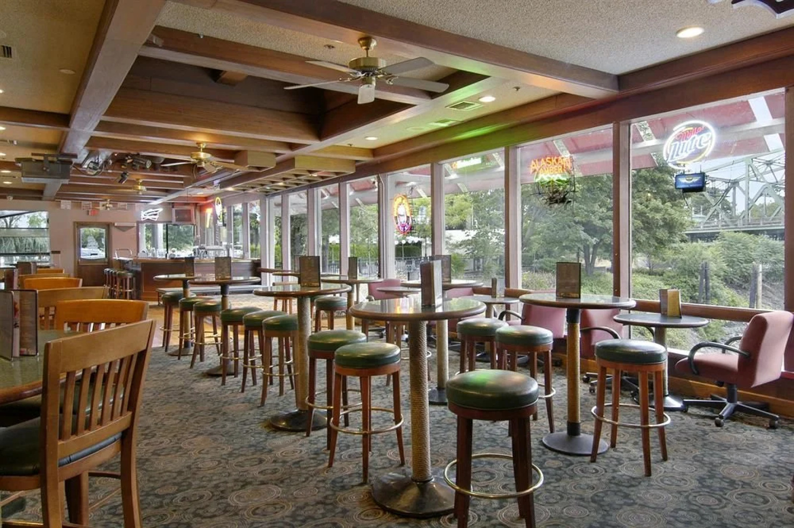 Red Lion Hotel Vancouver at the Quay