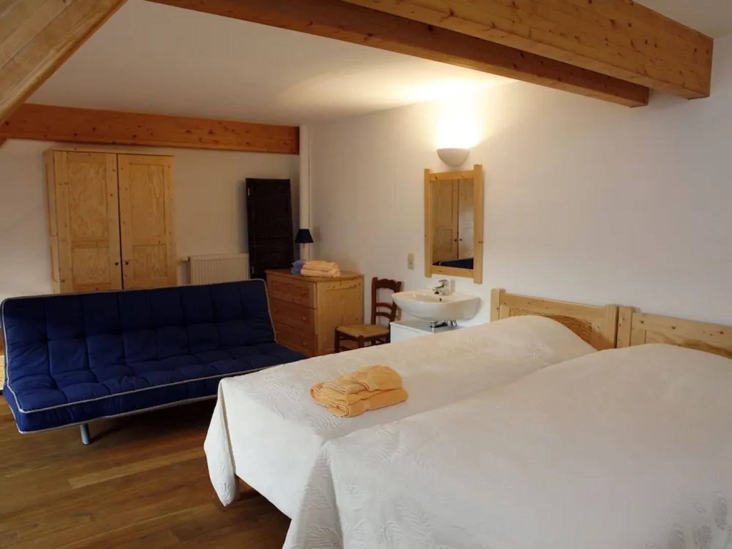 Comfortable Holiday Home near Forest in Macon