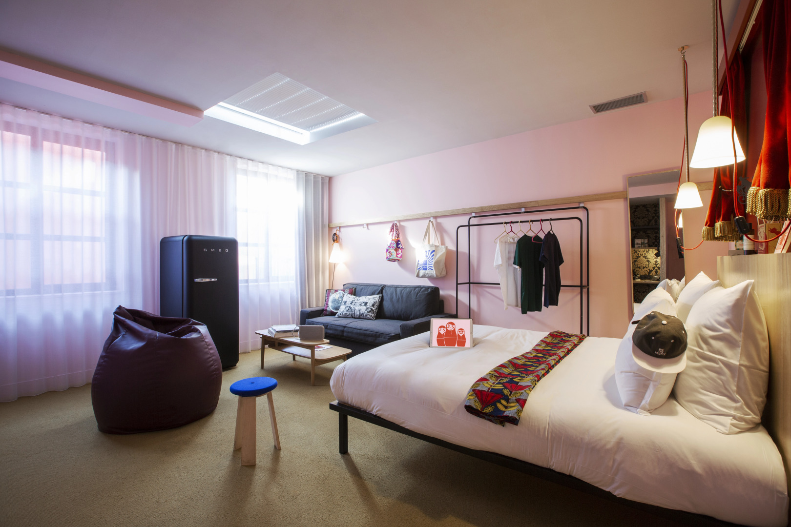 Mob Hotel Paris les Puces