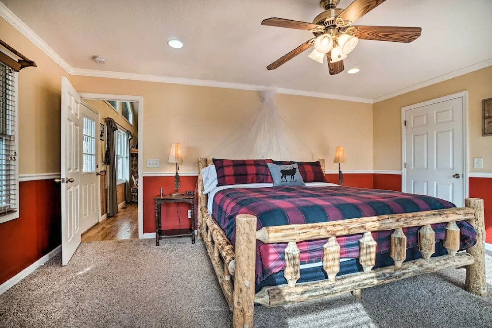 Hiawassee Cabin w/ Mtn Views < 1 Mi to Lake!