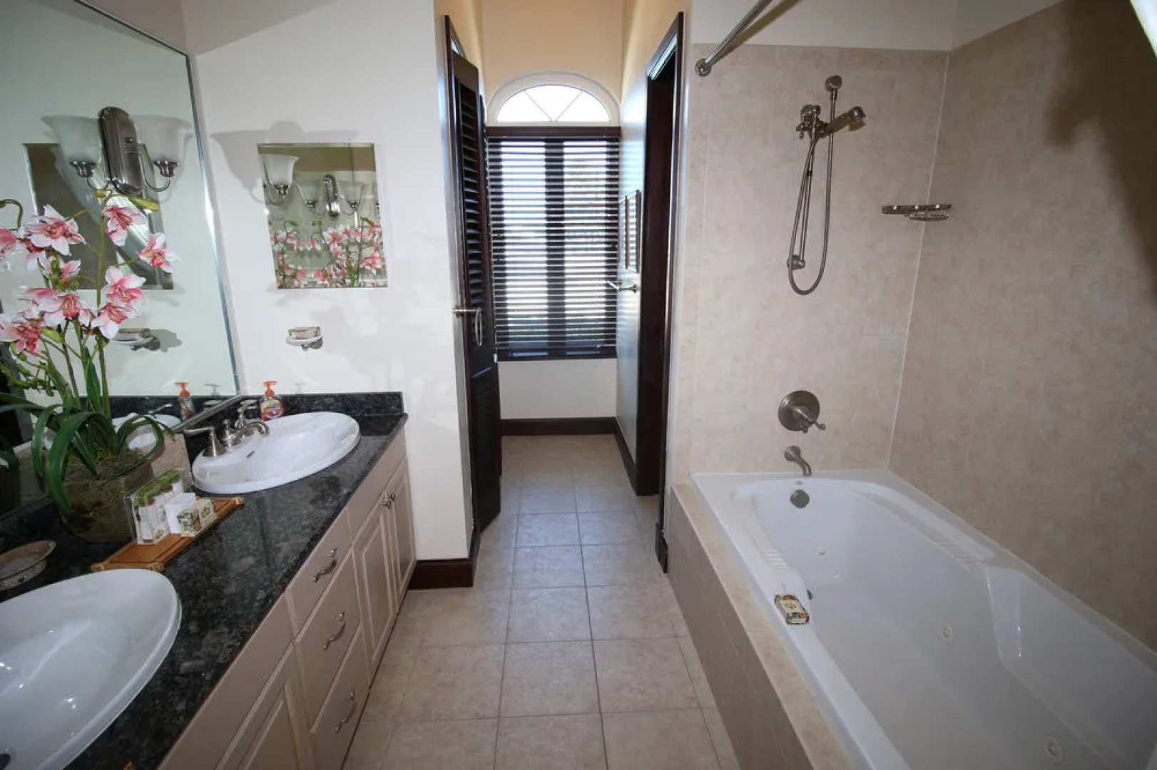 Waterside Escapes Villa