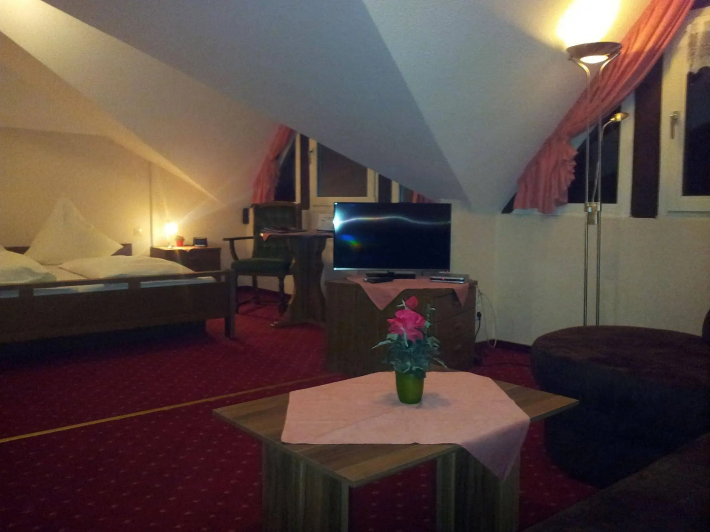 Hotel zur Winzergenossenschaft