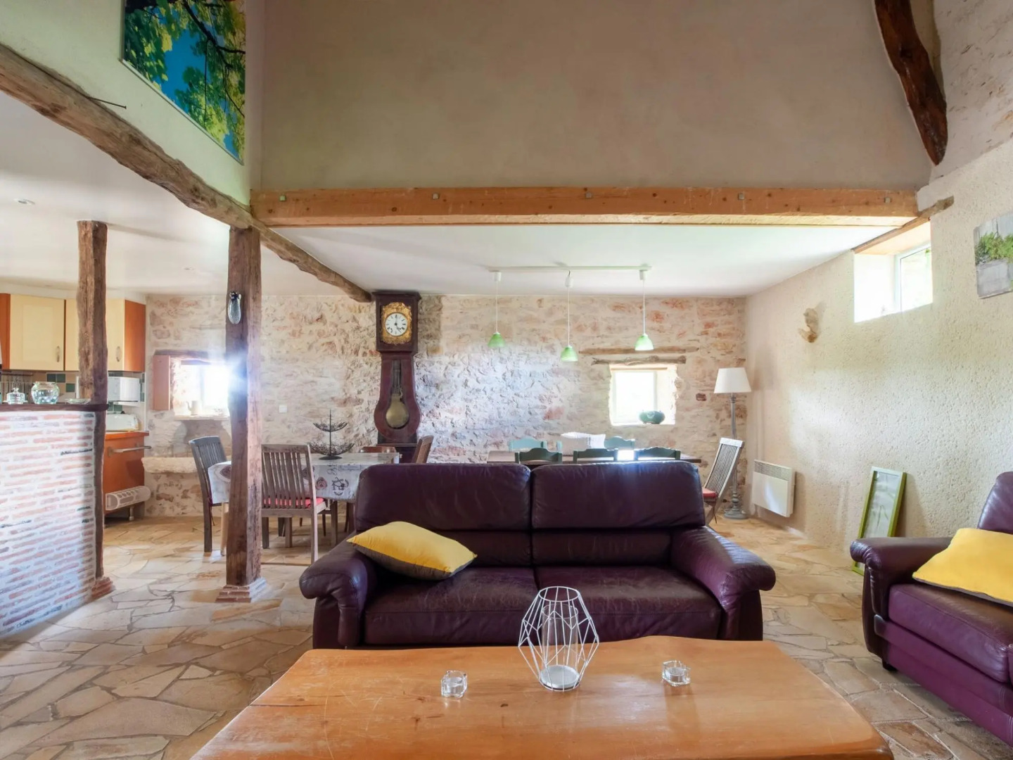 Garden-View Holiday Home in Dégagnac with Jacuzzi