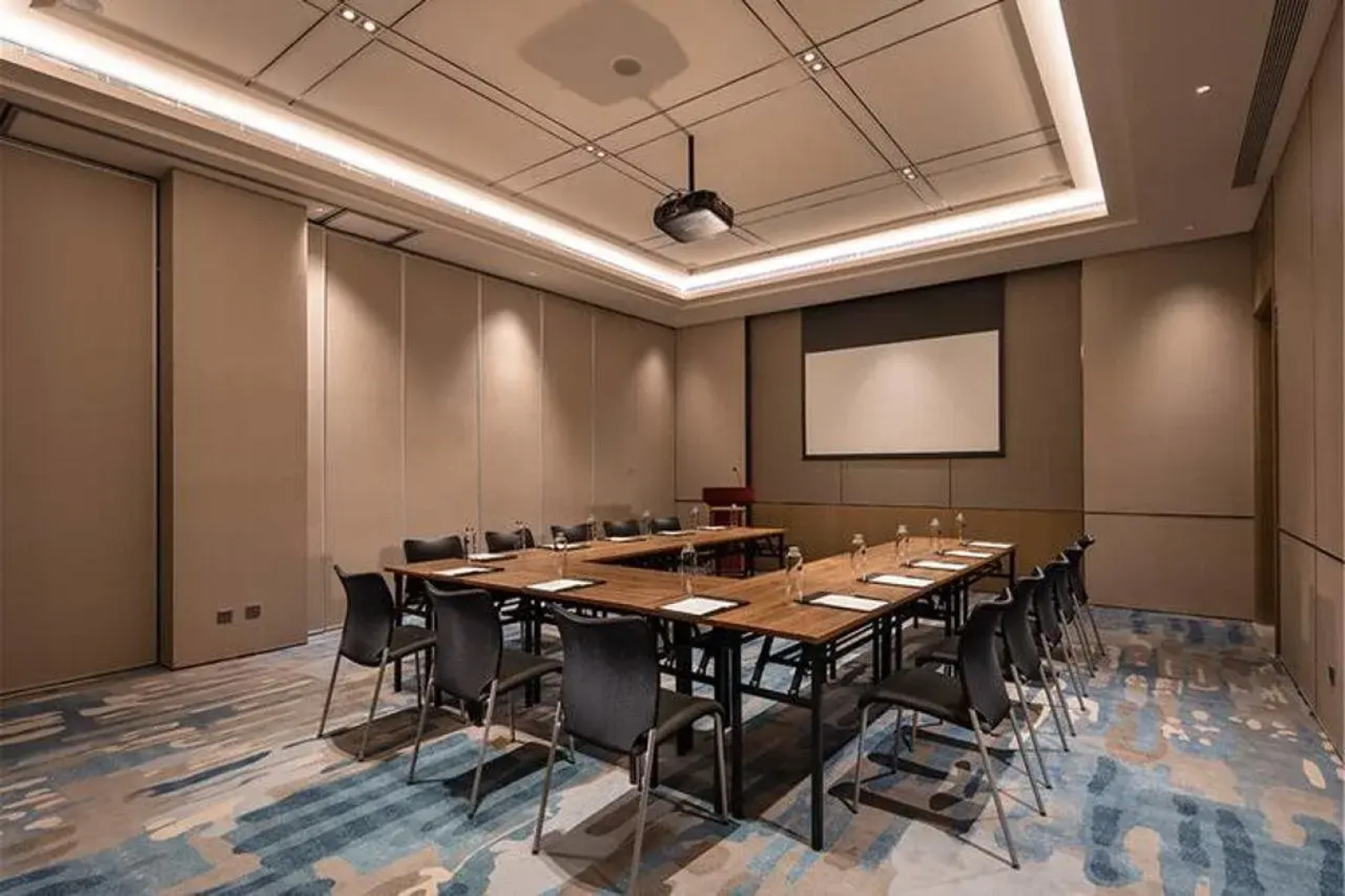 Hilton Garden Inn Xuzhou Pengcheng Square