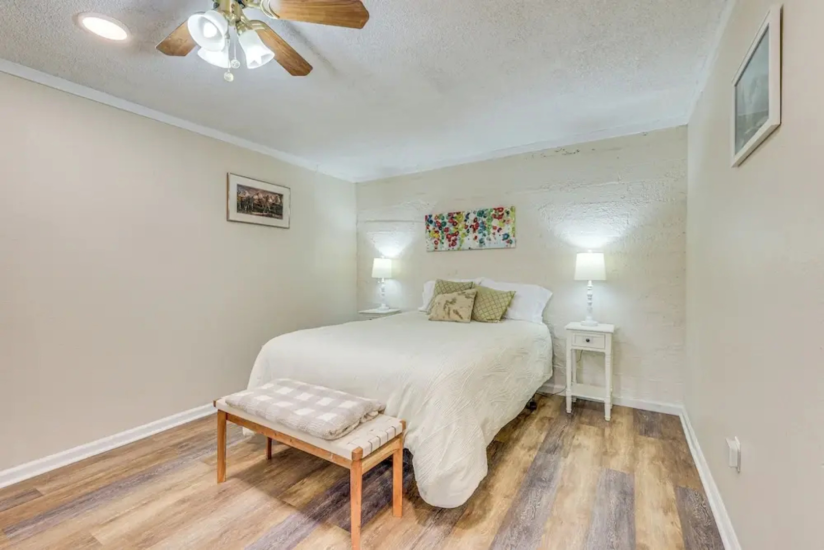 Walk to Marina: Central Bass Lake Studio w/ Deck!