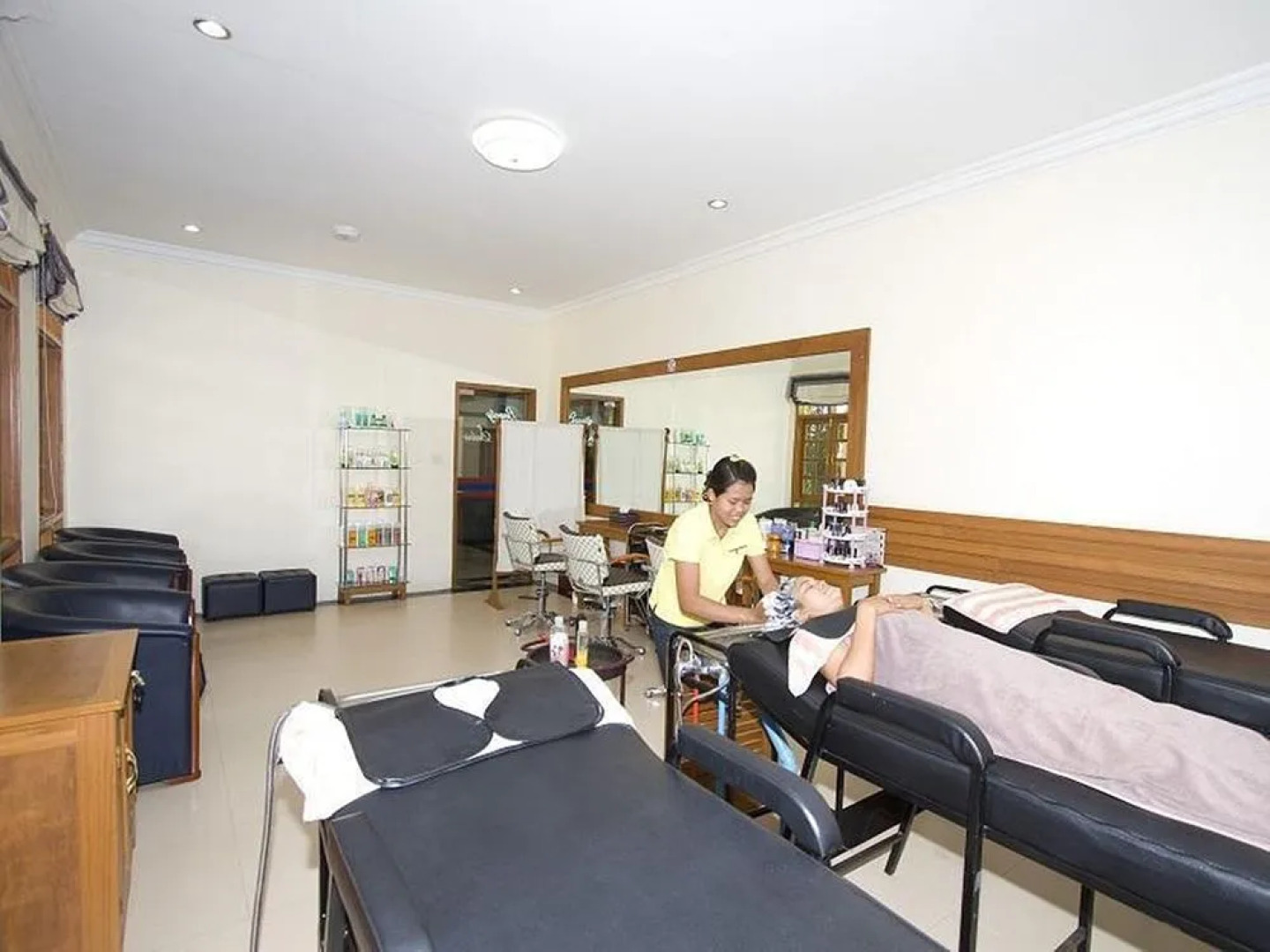 Win Unity Resort Hotel