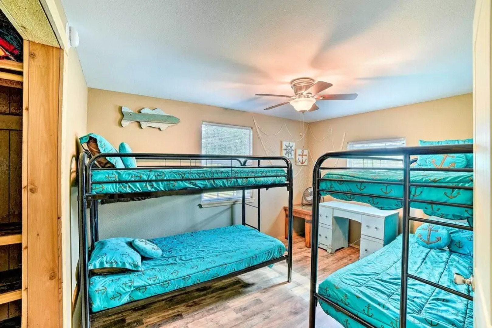 4 Mi to Beach & Fishing: Rockport Cottage w/ Deck!