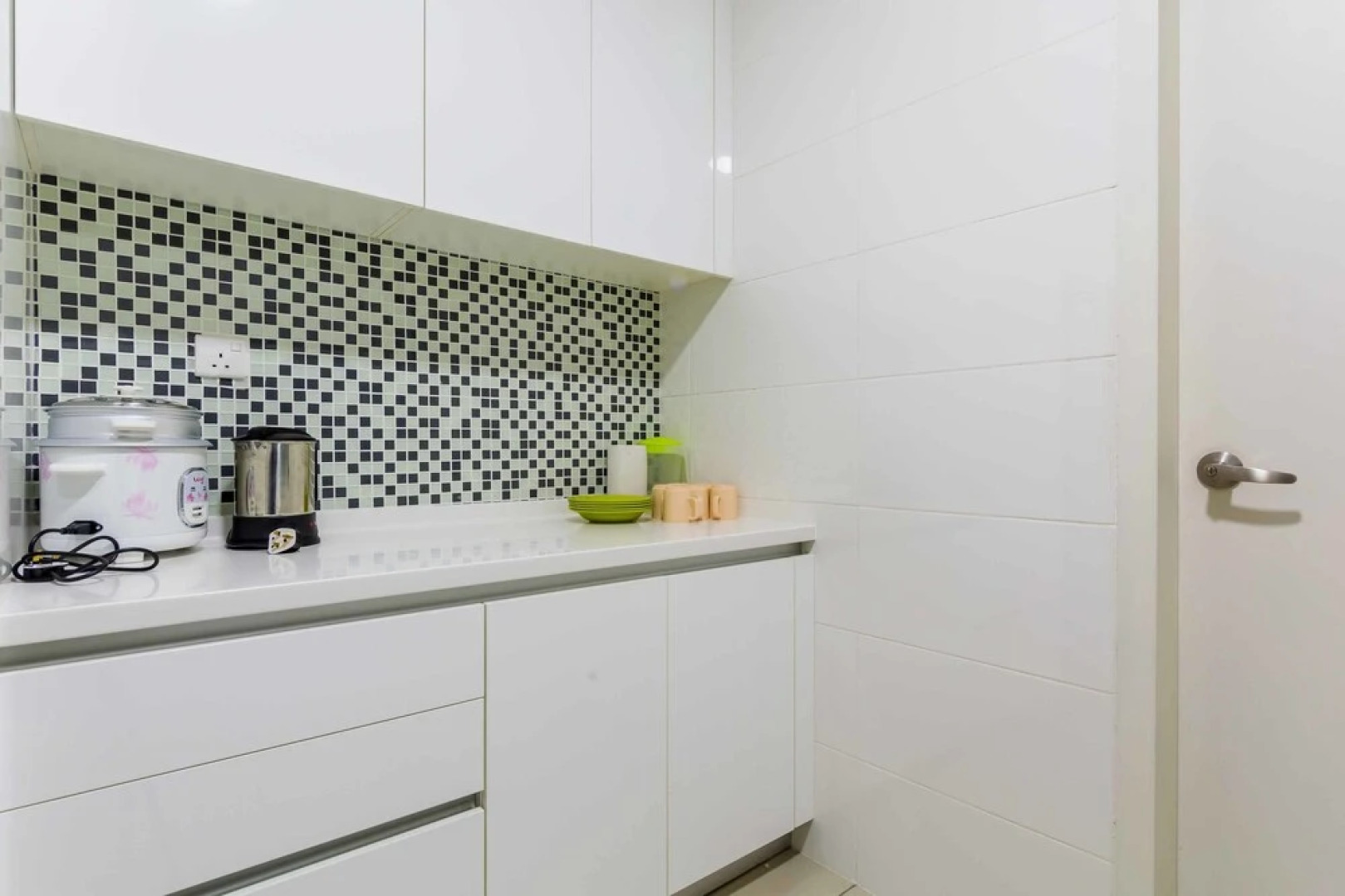 HomestayKite @ Utropolis