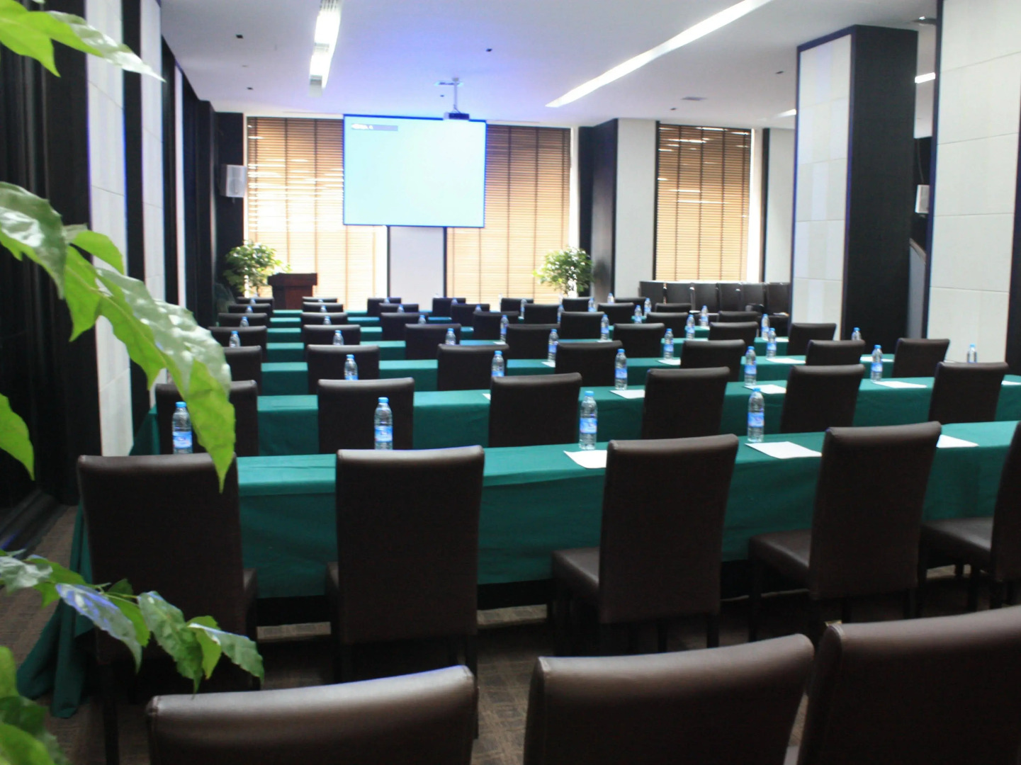 Furun Hotel (Huashan Visitor Center)