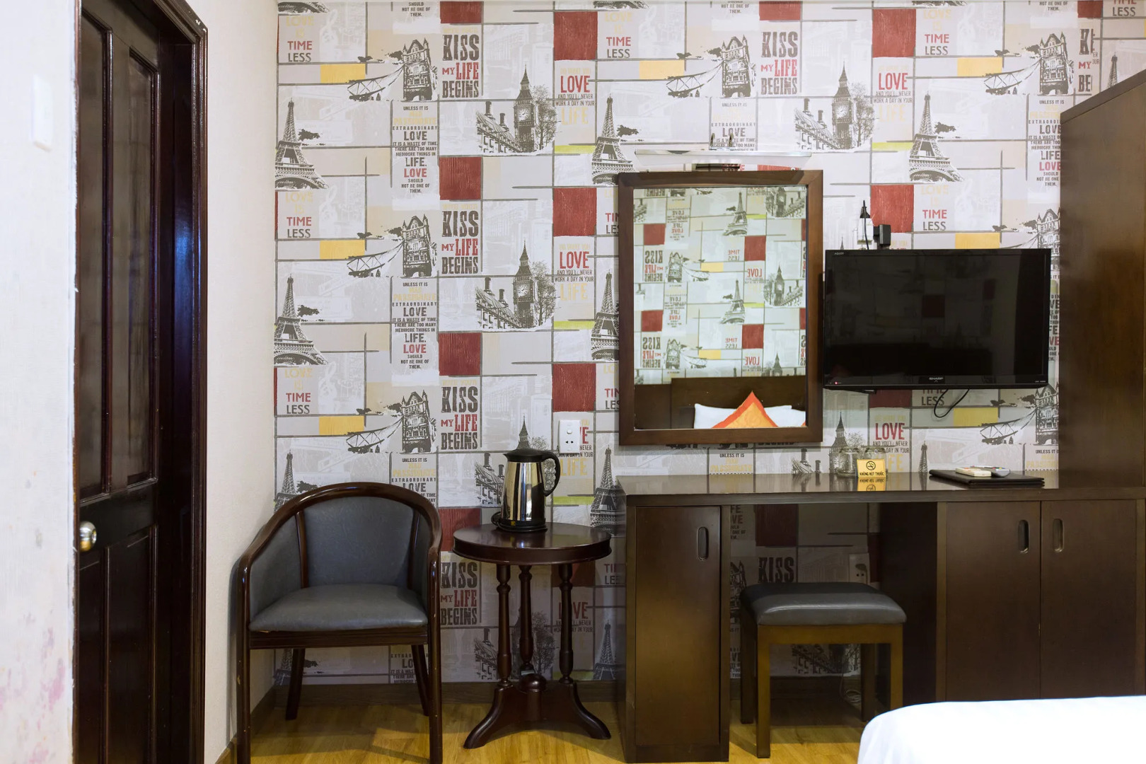 Little Brick Saigon Hotel