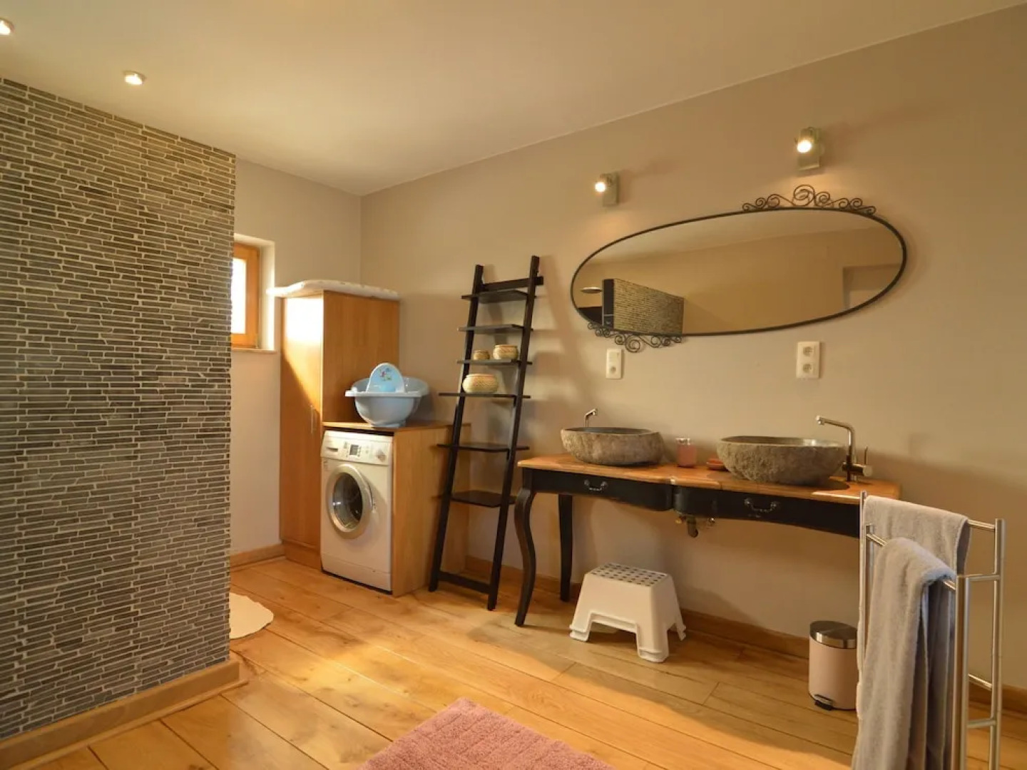 Immaculate Holiday Home, a Base Camp for Countless Trips Near Aachen