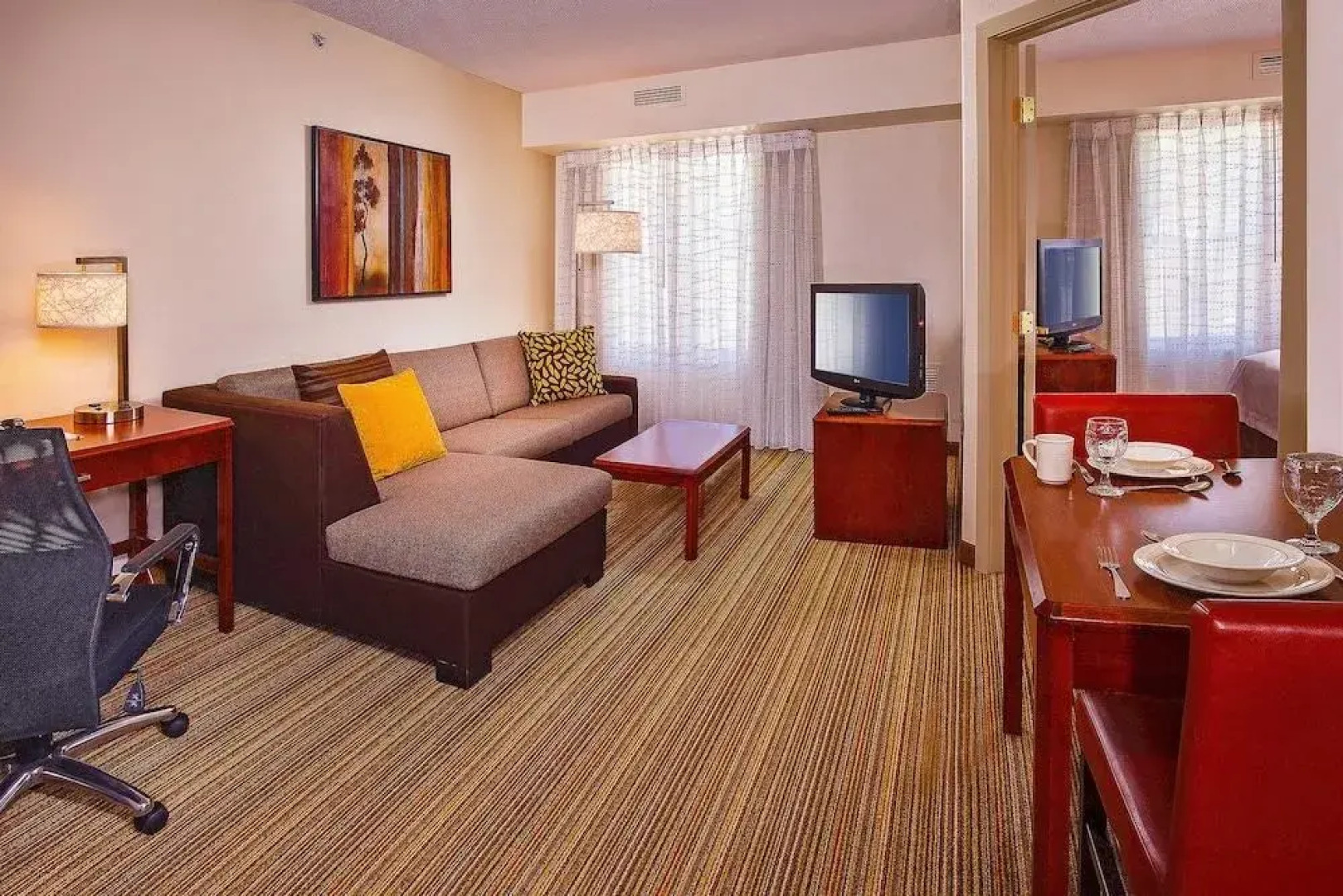 Sonesta Es Suites Fairfax Fair Lakes