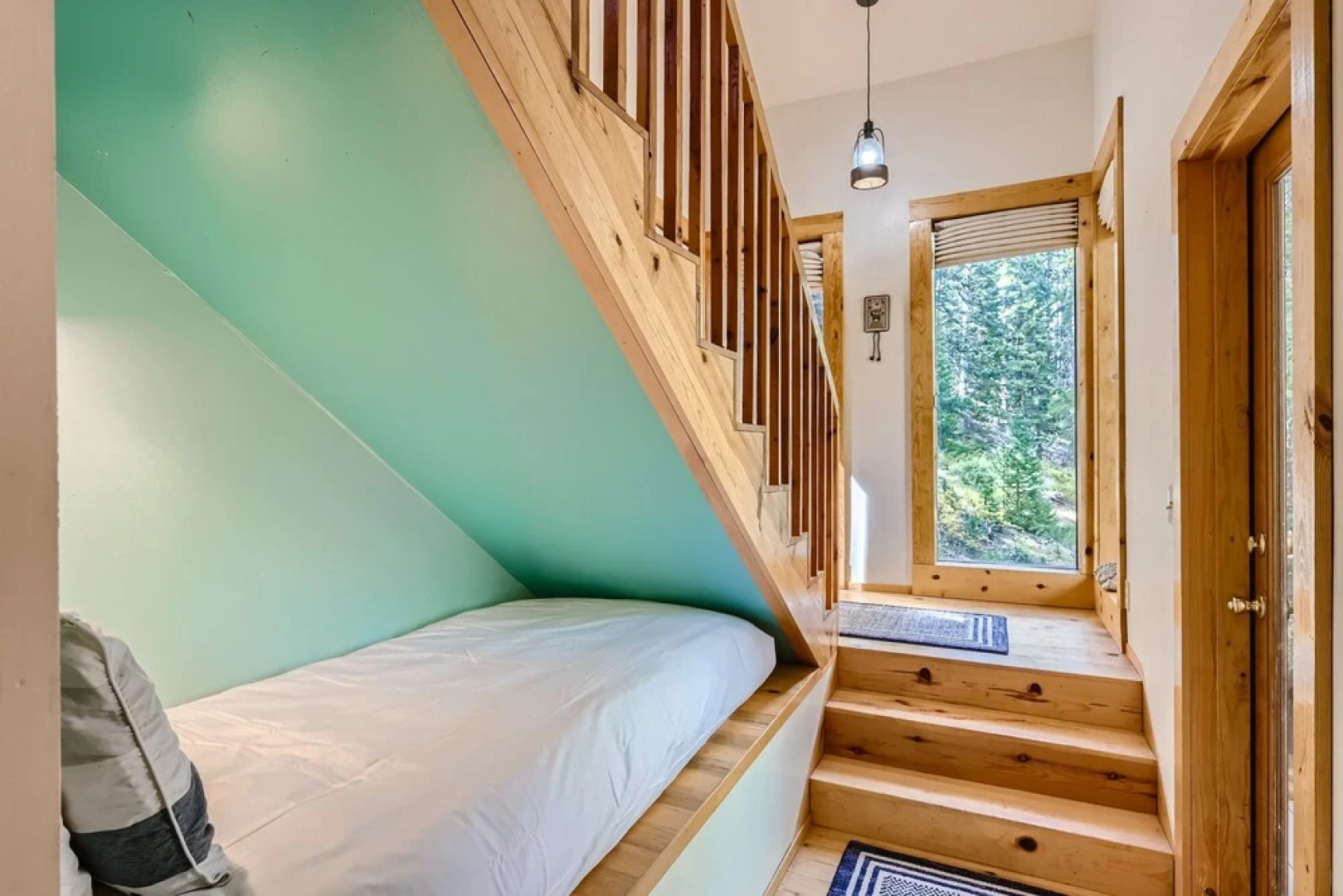 High Altitude Haven 3 Bedroom Home by RedAwning