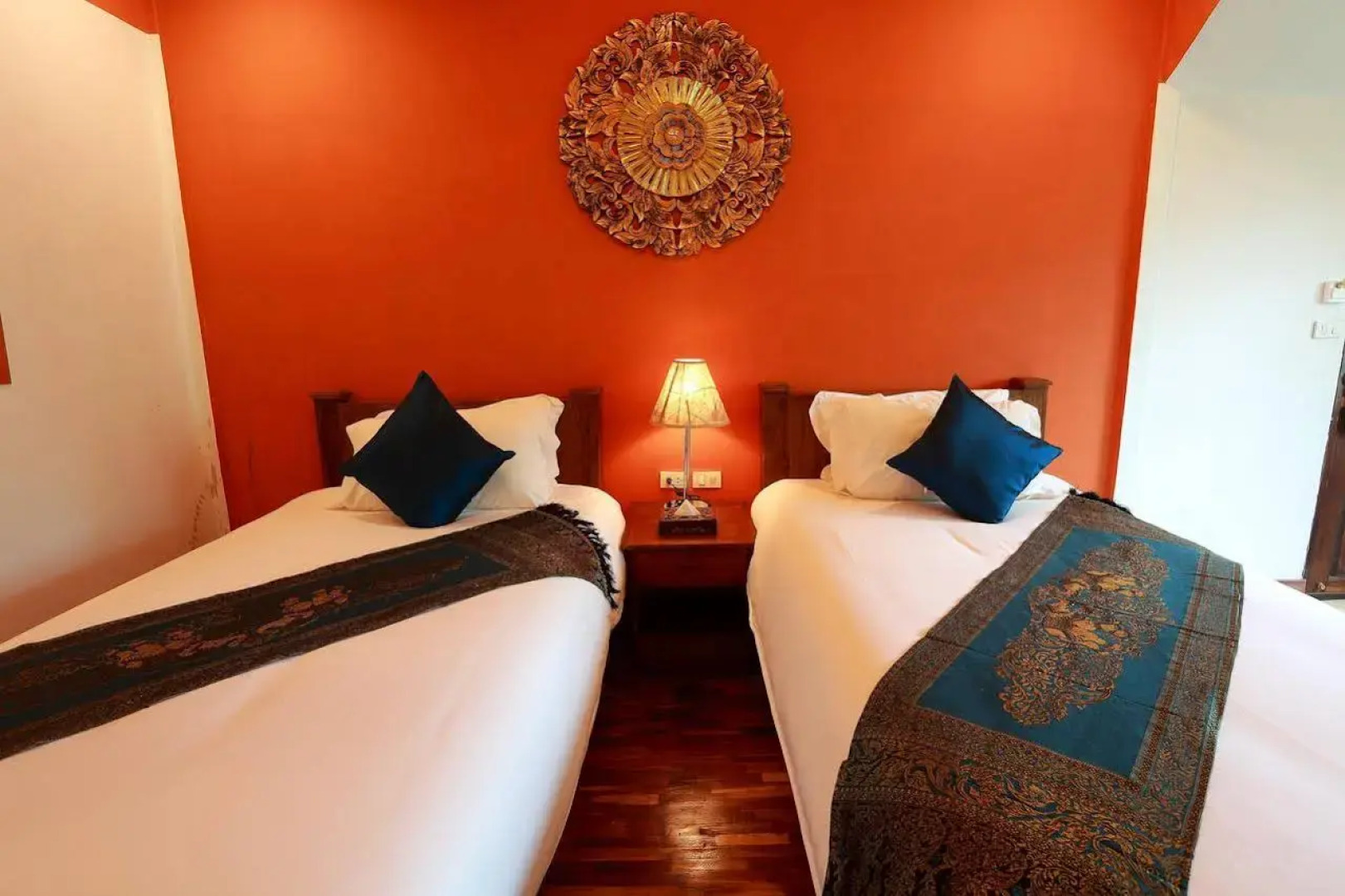 E-outfitting Pai Resort