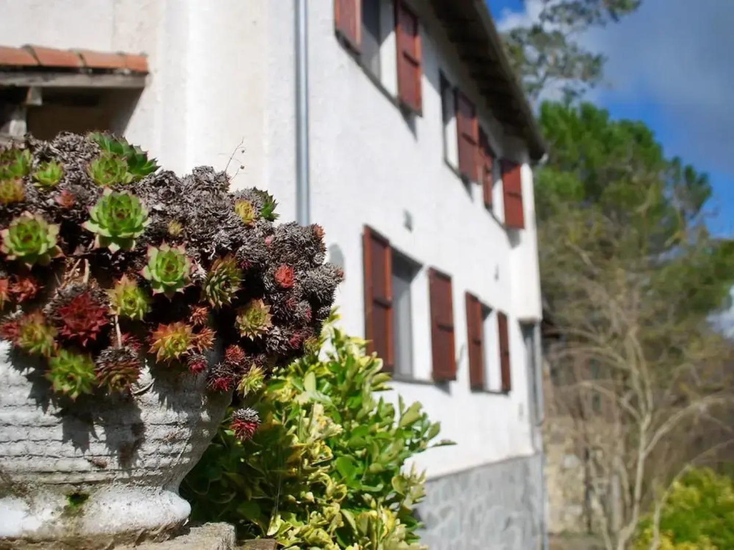 Rustic Home in the Countryside for a Holiday Full of Relaxation and Privacy